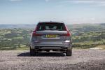 Volvo XC60 D5 R-Deisgn 2017 года (UK)